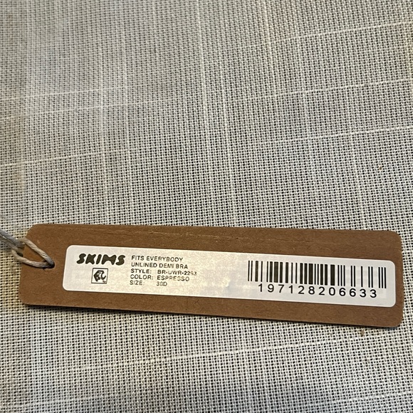 Skims Bra 30D - Fits Everybody Unlined Demi - Espresso - Picture 4 of 4